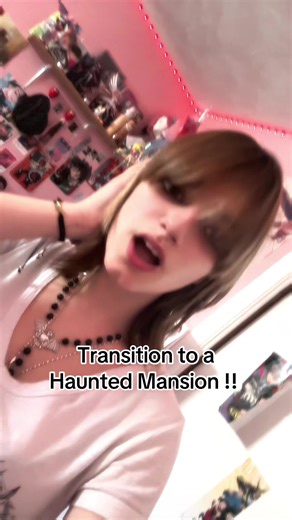 I’m at a restaurant first tho #hauntedhouse #fyp #viral #attraction #ALT