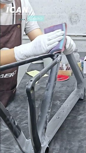 Roughening of the carbon fiber Gravel frame GRAO.#icancycling #graro