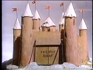 The tranquil and serene opening to Friendly Giant, featuring a version of the classic song "Early One Morning" and the unforgettable invitation to "look waaaaaaaaay up" ❤ | Retrontario