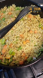 41K views · 1.4K reactions | Riz au poulet tout simplement 菱 Youtube https://youtube.com/channel/UCo6p9zgk240Oo9I6ST310AQ Instagram https://www.instagram.com/tv/CelexG9ga7n/?igshid=YmMyMTA2M2Y= Tiktok https://vm.tiktok.com/ZMN82V2bD/?k=1 Ps: les épices Nora sont disponibles à Socofrais , carrefour, hyper hayat, bon prix | L'univers Culinaire De Maria | Facebook