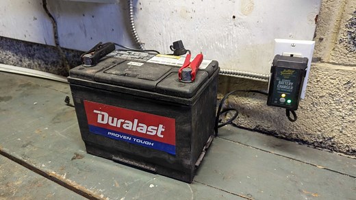 How Does a Trickle Charger Work?