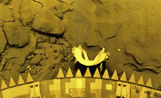 Soviet Probe Captures Never-Before-Seen Close-Up Shots of Venus’ Surface — Before Melting in Just 53 Minutes!