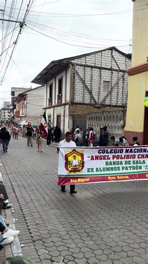 Orgullo de Representar al Patron APCH en el Desfile Cívico