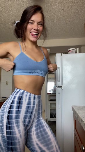 Grace (@notacryforhelpp)’s videos with double clap - tyyslatt