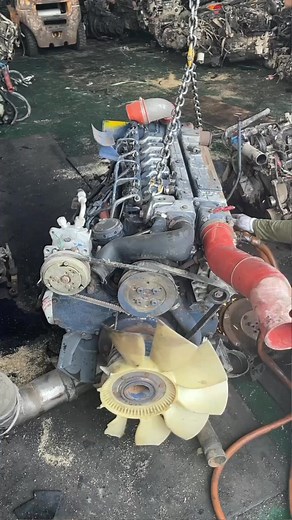 Truck Engine Maintenance Tips 🛠️ #TruckEngine #EngineMaintenance | Tommy Manzo