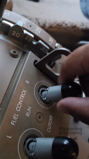 I keep getting DM’s asking if the fuel cutoff switch can be easily bumped from run to cutoff. My answer is no, the knobs are spring loaded where you have to use atleast two fingers to pull up and lift over a detent and place into run or cutoff. . . . #boeing #boeinglovers #takeoff #aviationdaily #logistics #aviationphotography #fuelcutoff #airbusboeingaviation #planespotting #airbus #fuelcutoffswitch #planeporn #aviationgeek #fuelcutoffswitch #avgeek #flylax #generalelectric #aviationlovers #ins