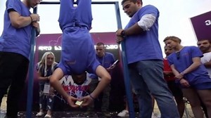 He Broke The Rubik’s Cube World Record While Blindfolded