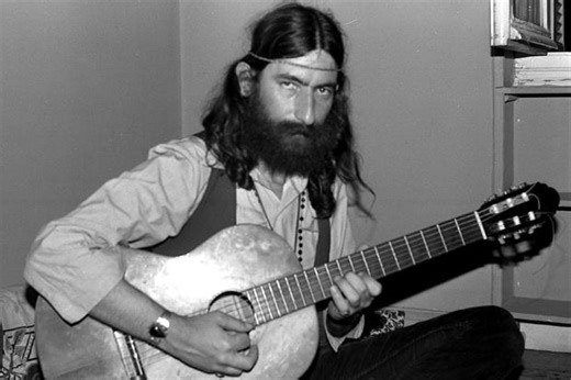 Νικόλας Άσιμος: Ποιος ήταν ο ασυμβίβαστος «μπαγάσας» της ελληνικής μουσικής  | Athens Magazine