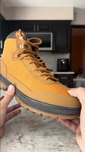 Men’s Snow Boots Review | Waterproof, Warm & Lightweight Winter Shoes ❄️