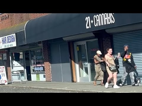 Aurora Avenue 4K - Seattle Street Tour