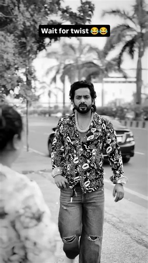 Love you Maa on Instagram: "Hi my lovelies ❤️ I know you are all worried about me. 🥺❤️ But I just wanted to give you an update- First thing is that - Doc says we are on track with the healing.. 🥳 I know you guys don’t know what exactly happened.. 🐒 I just felt like the world needn’t know but I know you guys would be wondering.. ❤️❤️ So don’t tell anyone out of this space cz it’s not that big of a deal 😄😄ok? ❤️ So basically this is a lisfranc fracture itseems (even I didn’t know what it mean