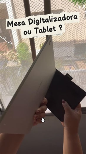 🎨 Mesa Digitalizadora x Tablet MovinkPad Duas ferramentas diferentes, cada uma com características que se adaptam a estilos criativos distintos. ✨ Mesa Digitalizadora Oferece precisão no traço, área ampla para desenhar e uma experiência estável conectada ao computador. Muitos modelos contam com Bluetooth, garantindo portabilidade e liberdade para criar sem fios. ✨ Tablet MovinkPad Portátil, com tela integrada e ainda mais versátil por trazer um sistema operacional Android, permitindo instalar a