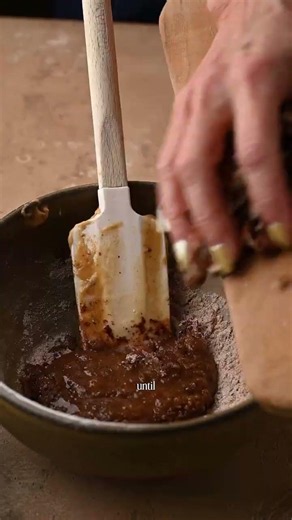 Healthy Banana Coffee Cake 🍌🤎 | Easy Moist Banana Snack Cake Recipe #Shorts