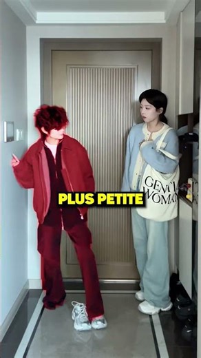 SOMETHING WAS WRONG WITH HER FRIENDS! 🤣🎂👠