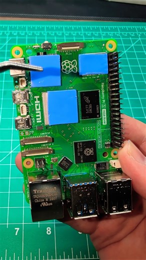 Raspberry Pi 5 Thermal Pads Placement