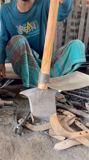 How to Install a Wooden Handle on a Hoe 🤜 Easy Tool Repair Tip 🤙 #craft #handmade #skills