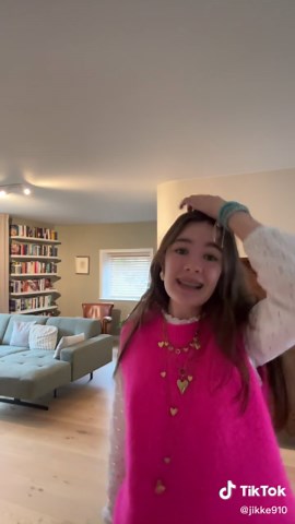 Belgium Girl Outfit Inspiration: Belgian Style Tips