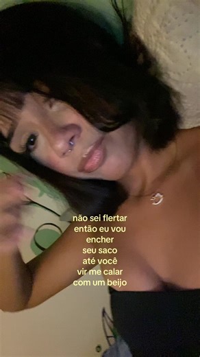 Flirting Tips for LGBTQ Women: How to Make a Move