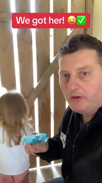 We got her! 😝 💦 #prank #girlfriendprank #coolsaturdayshow #coolfm #prankwars #pranks #girlfriend #northernireland #coolfm #belfast #ireland #waterpistol #fyp #foryoupage