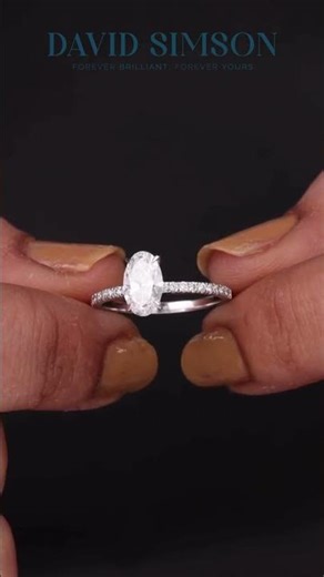 Elegant Oval Cut Diamond Pavé Engagement Ring | Timeless Sparkle & Bridal Inspiration