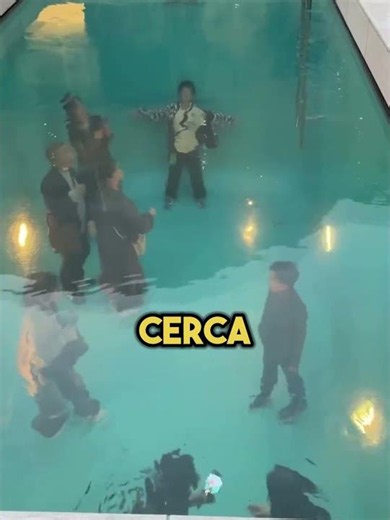 Esta Piscina No Tiene Agua 😱