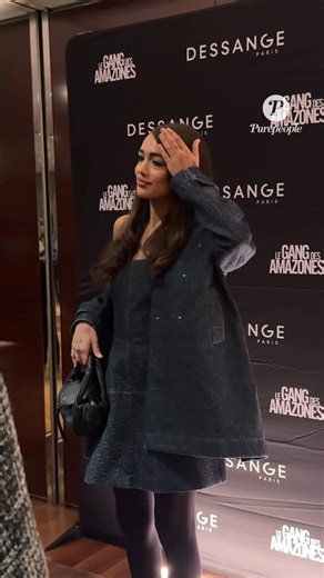 Purepeople on Instagram: "Thalia Besson, actrice et égérie Dessange, était présente ce jeudi 13 novembre à Paris pour découvrir Le Gang des Amazones lors de son avant-première au @leroyalmonceau à Paris ✨ Une soirée en partenariat avec @dessangeparis #thaliabesson #LeGangDesAmazones #AvantPremiere #Cinema #abacapress"