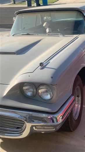 1959 Ford Thunderbird
