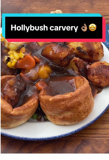 Delicious Carvery Lunch at Hollybush in Cardiff