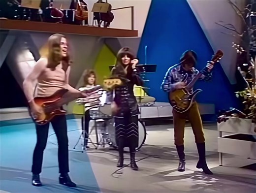 🇳🇱 Shocking Blue • Venus (1969) "Venus" fue la única canción de Shocking Blue en alcanzar el nº 1 en los Estados Unidos y en varios países alrededor del mundo en forma simultánea. | Chavo RucosMúsica
