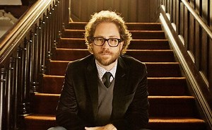Observational Tragedy: Jonathan Coulton's Approach to Songwriting » PopMatters