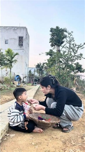 The Funny Story of a Beggar Boy Meeting a Kind Stranger! 😂❤️ #beggarboy#kindstranger