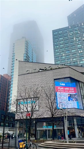 Foggy Morning in Downtown Brooklyn 🌫️ | NYC Walking Tour