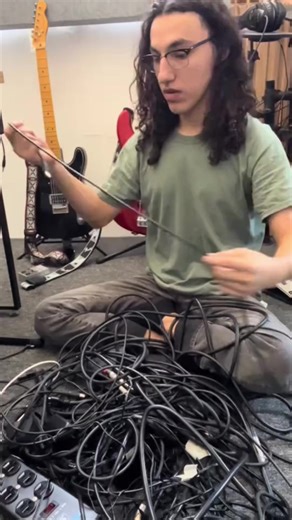 Videos de Osos Roca (@ososroca) con “Future - Official Sound Studio”