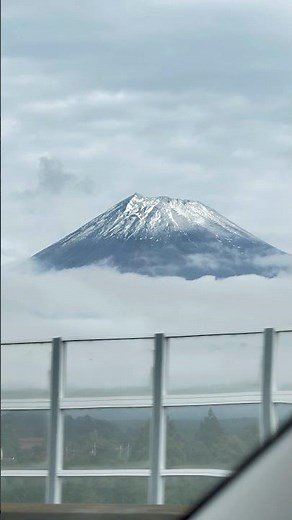 Perfect Snowy View Of Mount Fuji 🗻 #mountfujiview #japantravel #explorejapan #visitjapan