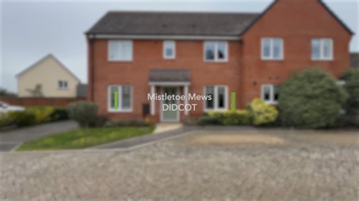 16a Mistletoe Mews