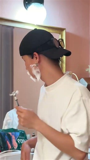 Haha you can't understand children's world 😂 #Aishahsunderwear #humanbaby #Luxipoop #littleLuxi