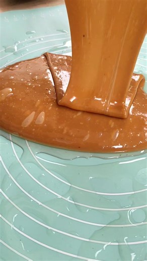 47K views · 703 reactions | Recette de toffi 'choco' pour vendre. INSTANT PUB Pour vos besoins en soumara sans sable et épices (+ de 12 saveurs) qui vous aideront à cuisiner sans l' utilisation de bouillons industriels, svp Appel et WATSAPP  ( +225 )0101329194 Nous avons aussi du beurre de karité et de la poudre de cacao brute . | La cuisine sénoufo et d'ailleurs. | Facebook