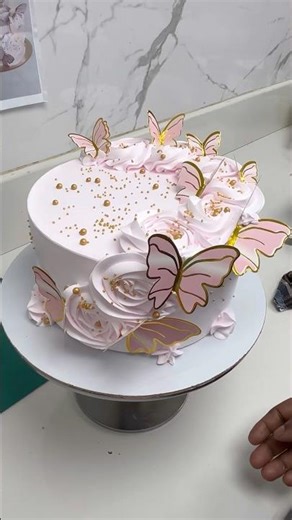 Easy butterfly cake decorating ideas #butterflycakes #butterfly #newcake #birthdaycake #viral #art