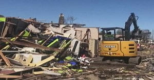 21 Dead After Devastating Tornadoes, Storms Sweep Through US States |