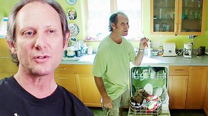 841K views · 18K reactions | Con tal de no gastar electricidad., agua y detergente, él prefiere lavar todo en el lavavajillas #TacañosExtremos | TLC Latinoamérica | Facebook