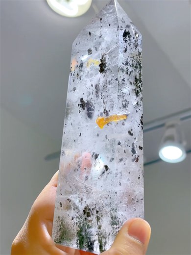 Black garden quartz tower | Rock's Rock Store