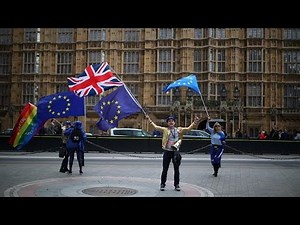 Brexit bill wins first parliamentary vote