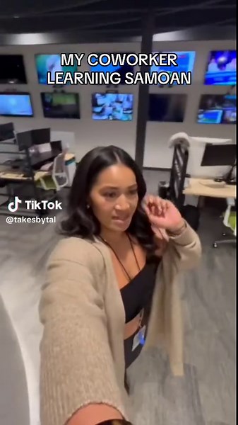 Ava's First Samoan Lesson: A Fun Language Journey