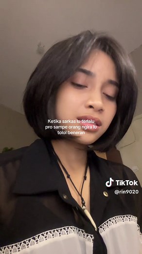 Wheels Fall Off: Sarkas dan Jokes Konyol