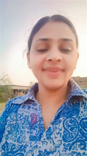 Nikita sharnagate/ story creator on Instagram: "Gao ko criket #instagood #viralreels #powari #jairajabhoj #villagelife"