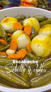 484K views · 7.5K reactions | Escabeche de cebollas y chiles quedan riquísimos a mi gusto #fblifestyle #escabechedecebollasychiles #recetas #parati #recetascaseras | Cocinando Con Elsa | Facebook
