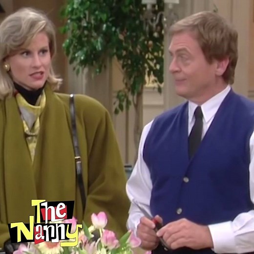 C.C. is starting to feel threatened by Fran and her bond with the children, so she decides to step in. From Season 1 Episode 5 ‘Here Comes the Brood’ - C.C., jealous of Fran's increasing presence in the Sheffield's lives, asks to accompany Maxwell on the family trip to the zoo to spend more time with the children. Watch more, 'The Nanny' and Subscribe: www.youtube.com/thenanny Available on Amazon: https://www.amazon.com/Nanny-Complete-Fran-Drescher/dp/B00S4YGUSU About The Nanny: Fran Drescher st