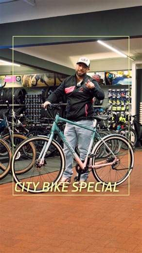 🚲 Warum ein Citybike die beste Wahl für den Alltag ist! 🏙Du brauchst ein Fahrrad, das praktisch, bequem und perfekt für die Stadt ist? Dann ist ein Citybike genau das Richtige für dich!🔥 ✅ Komfortabel – Aufrechte Sitzposition für entspanntes Fahren ✅ Alltagstauglich – Mit Schutzblechen, Licht & Gepäckträger bestens ausgestattet ✅ Wendig & leicht – Perfekt für enge Straßen & schnelle Wege ✅ Nachhaltig & günstig – Keine Spritkosten, keine Parkplatzsuche, nur pure Freiheit! 💬 Fährst du schon Ci