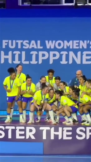 we are Champions of the world 🇧🇷⚽ #football #brasil #ronaldo #womensfashion #makeup