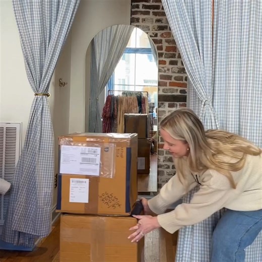 Faire Insider just got even better with a personalized Insider page highlighting “New to You” Insider eligible brands. Find your next bestseller and ship it for free, plus get 5% off select brands you haven’t tried before. Make the most out of your membership today! | Faire